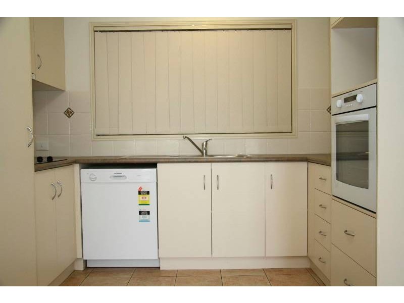 2A Miller Street, Harristown QLD 4350