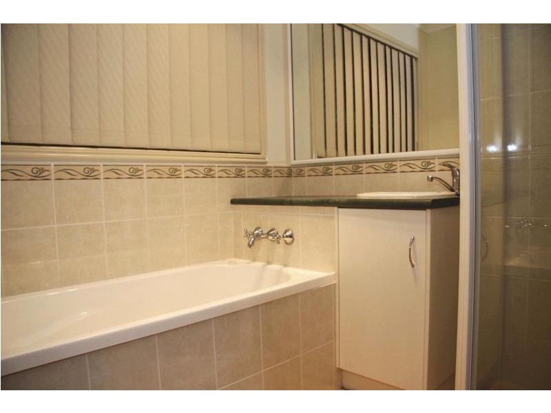 2A Miller Street, Harristown QLD 4350