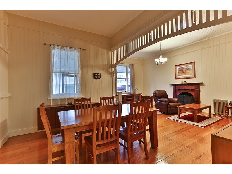 39 Phillip Street, East Toowoomba QLD 4350