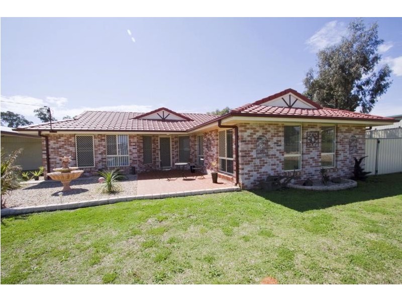 9 Carys Road, Glenvale QLD 4350