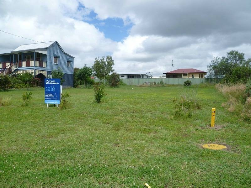 12 Elton Street, Greenmount QLD 4359