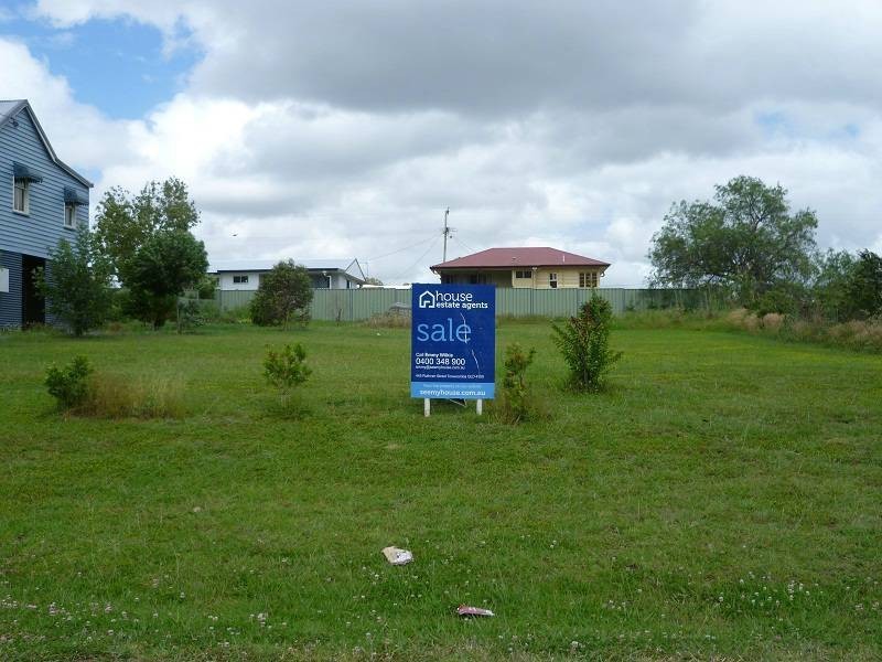 12 Elton Street, Greenmount QLD 4359