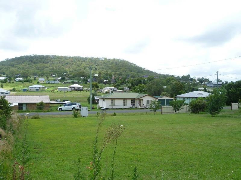 12 Elton Street, Greenmount QLD 4359