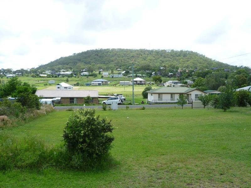 12 Elton Street, Greenmount QLD 4359