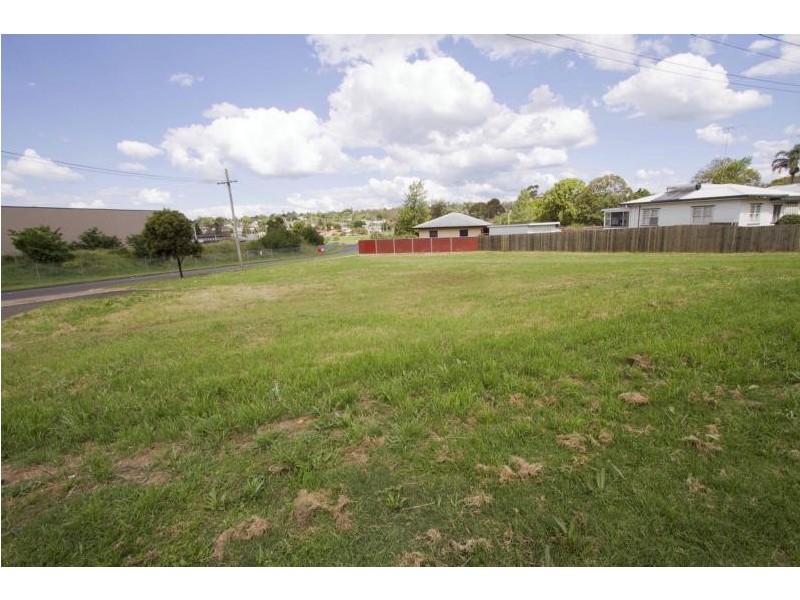 274 Long Street, South Toowoomba QLD 4350