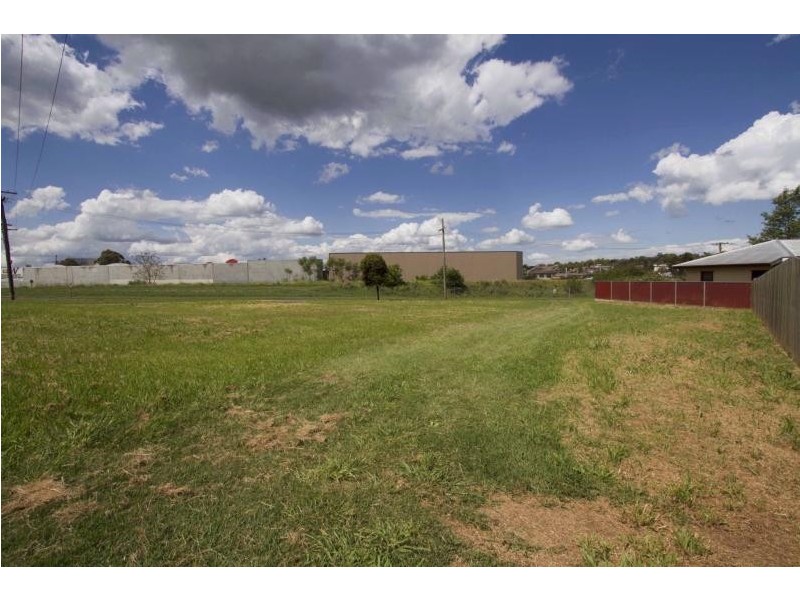 274 Long Street, South Toowoomba QLD 4350