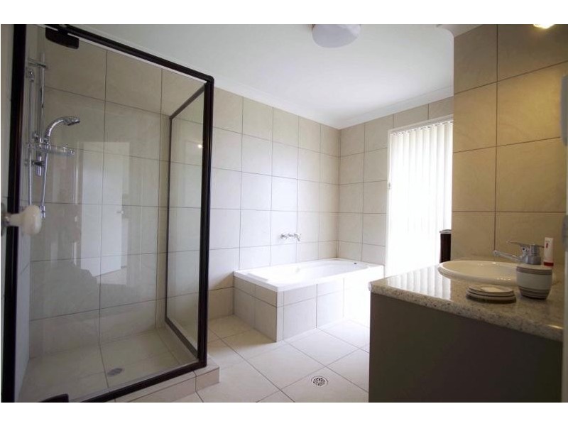 128 Sunrise Road, Glencoe QLD 4352