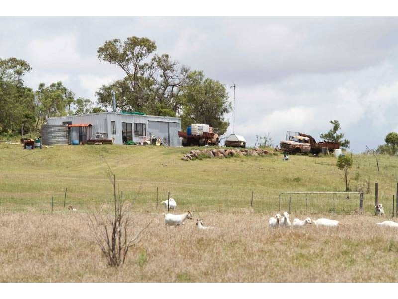 128 Sunrise Road, Glencoe QLD 4352