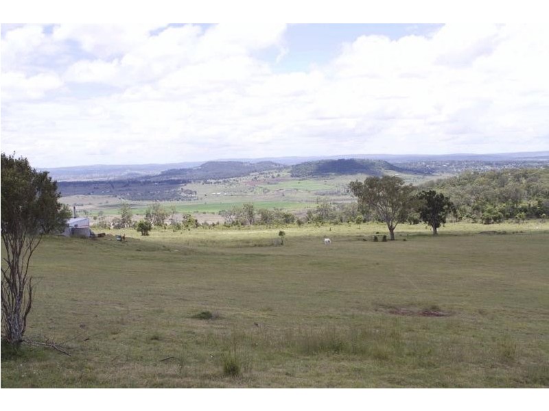 128 Sunrise Road, Glencoe QLD 4352