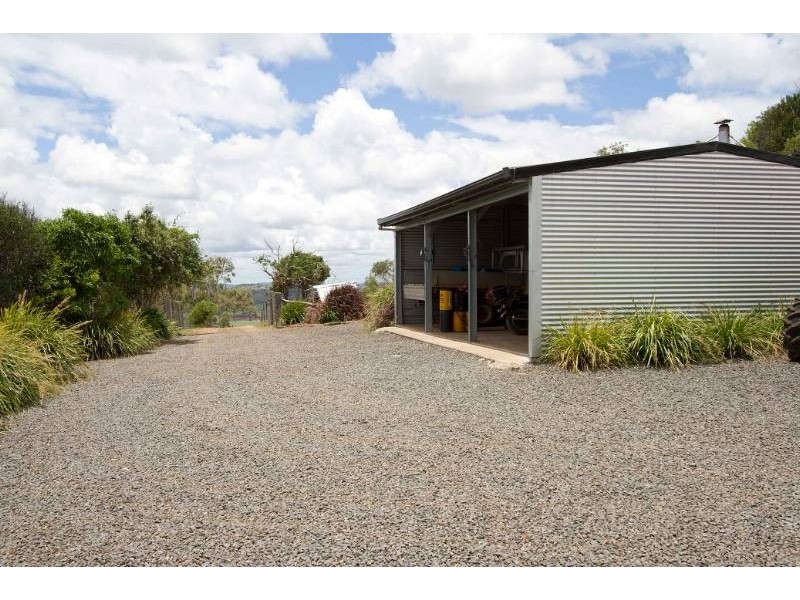 128 Sunrise Road, Glencoe QLD 4352