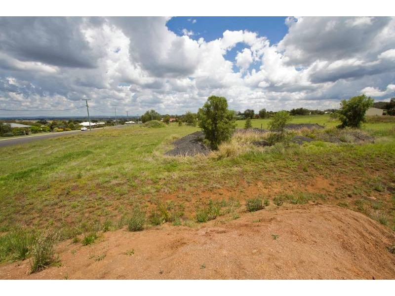 2 Graham Road, Vale View QLD 4352