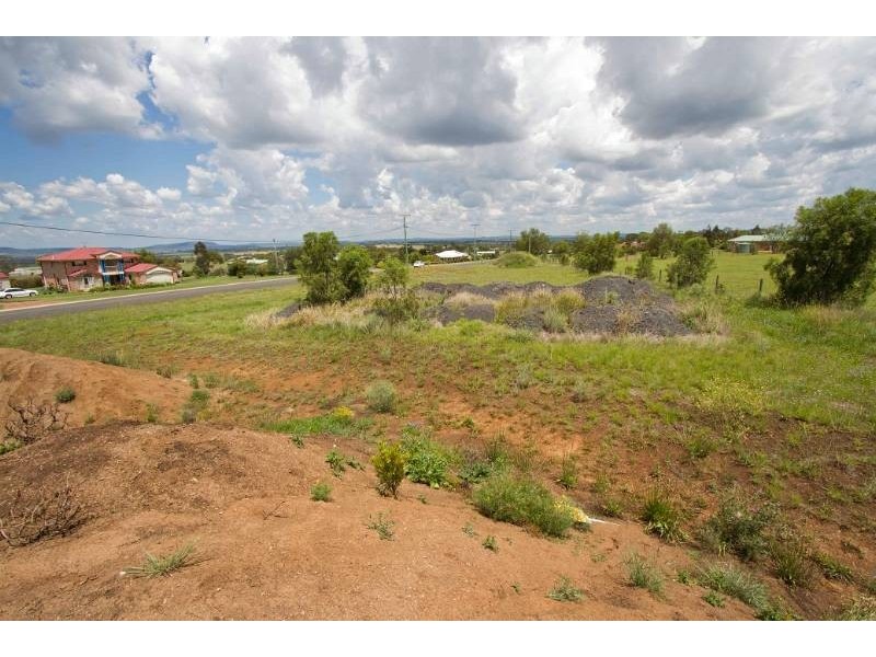 2 Graham Road, Vale View QLD 4352