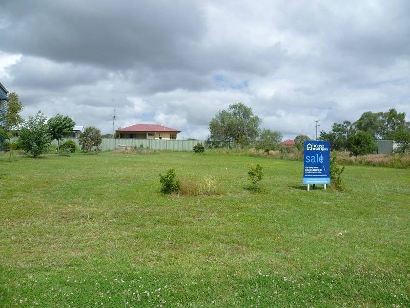 12 Elton Street, Greenmount QLD 4359