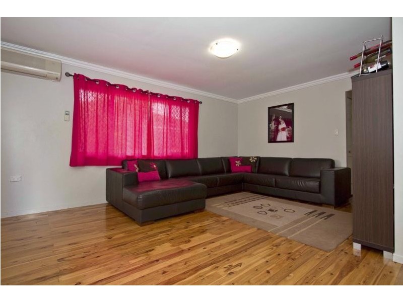 18 Canberra Street, Harristown QLD 4350