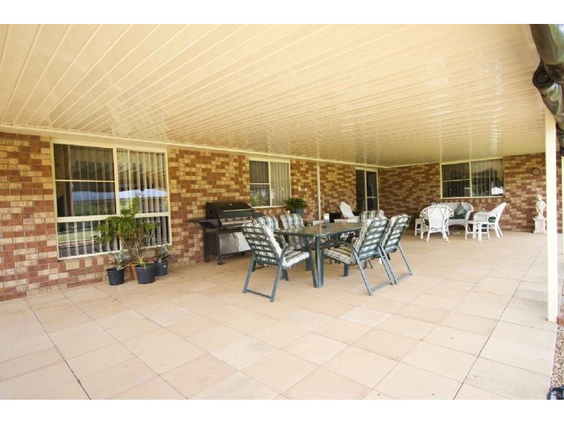 38 Highland Park Road, Meringandan West QLD 4352