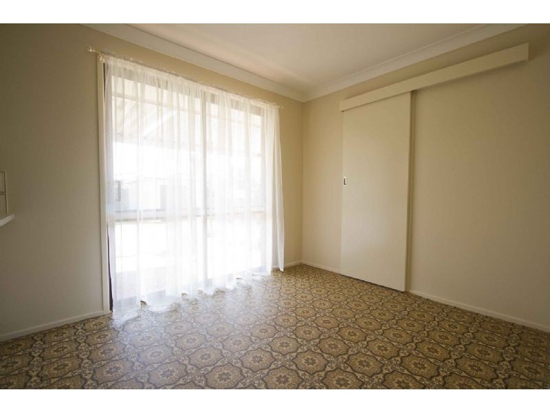 41 Cabarita Crescent, Glenvale QLD 4350