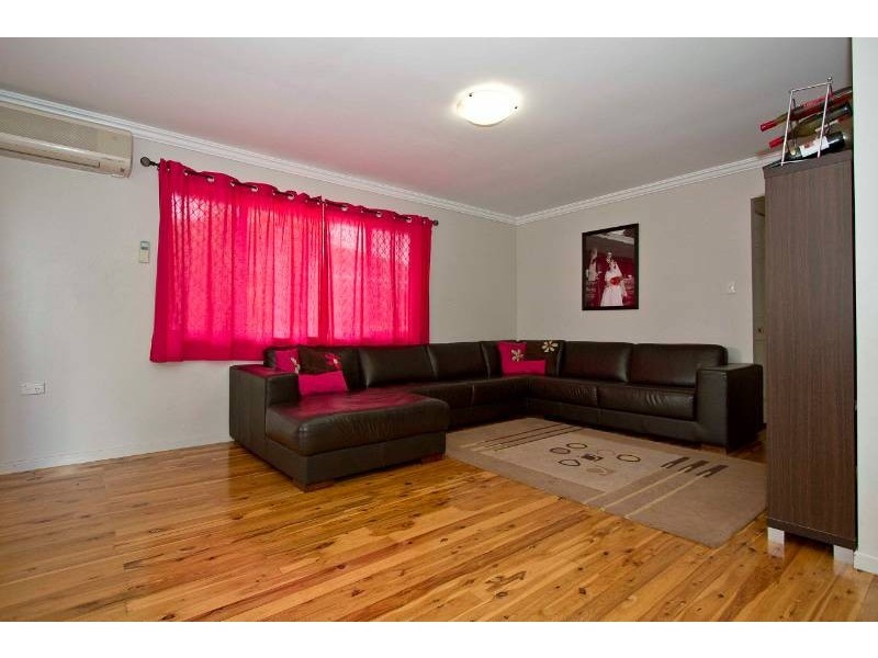 18 Canberra Street, Harristown QLD 4350