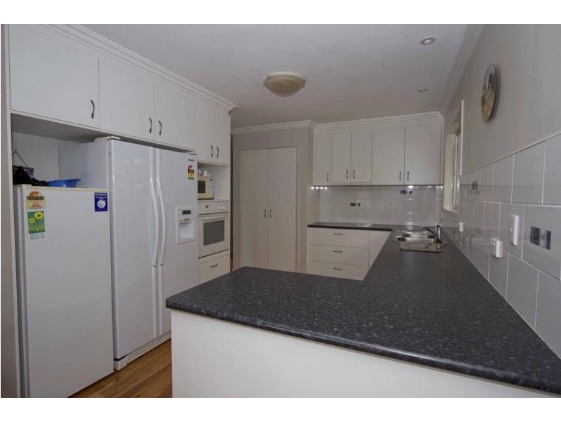 18 Canberra Street, Harristown QLD 4350