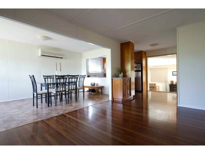 32 Welcombe Avenue, Toowoomba QLD 4350