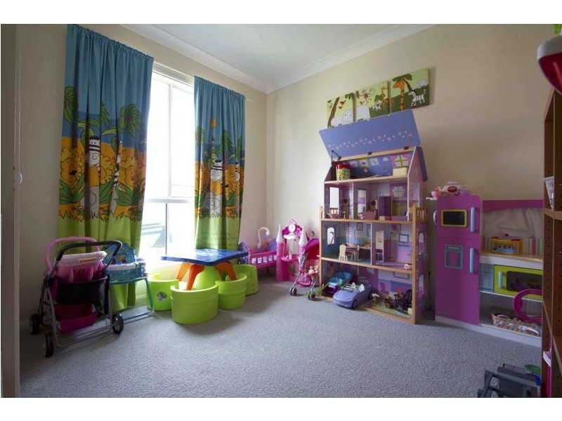 5 Rushlands Street, Glenvale QLD 4350