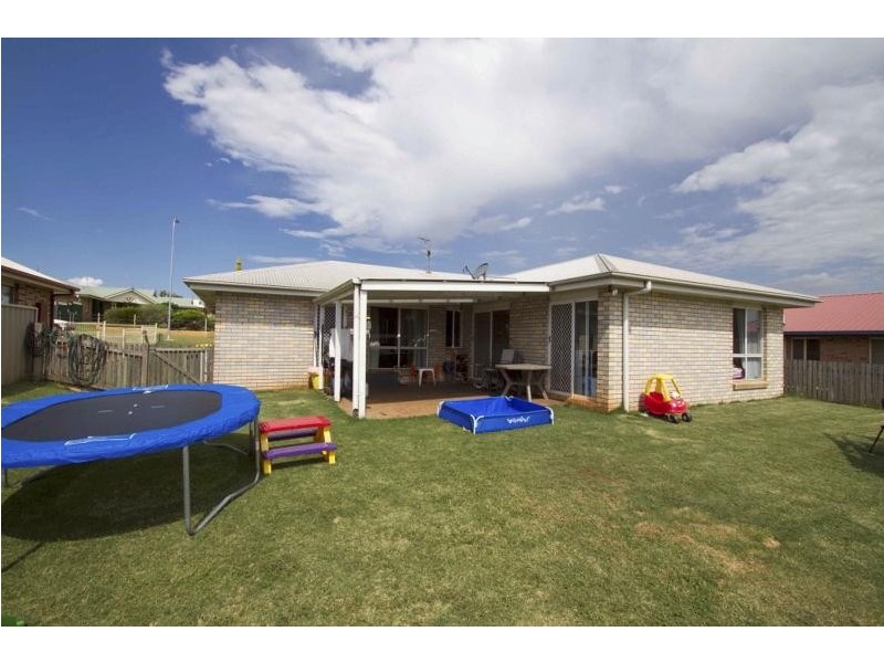 5 Rushlands Street, Glenvale QLD 4350