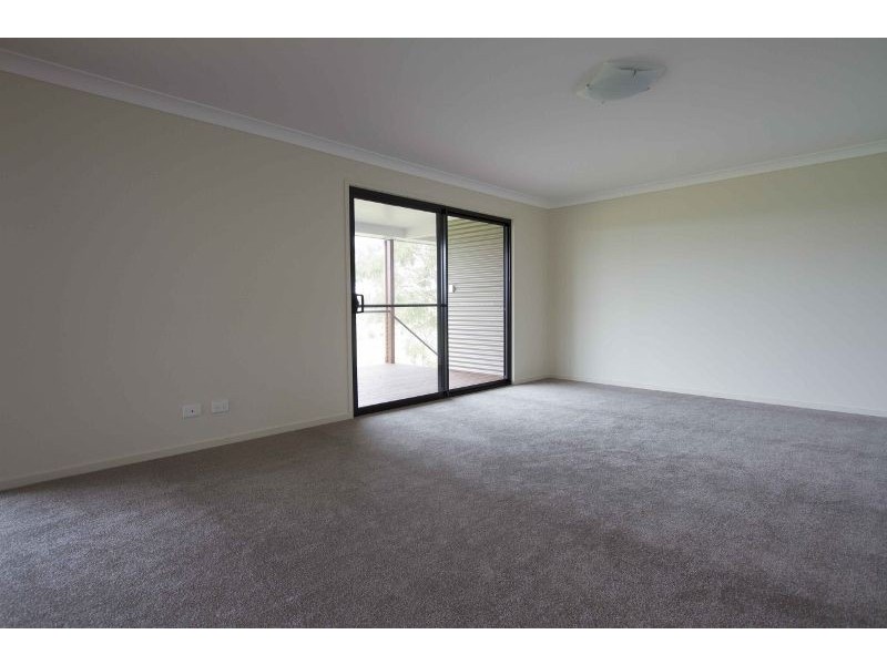 4 Sawyers Court, Gowrie Junction QLD 4352