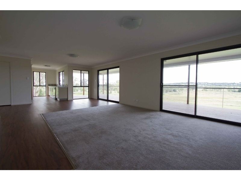 4 Sawyers Court, Gowrie Junction QLD 4352