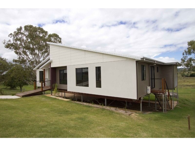 4 Sawyers Court, Gowrie Junction QLD 4352