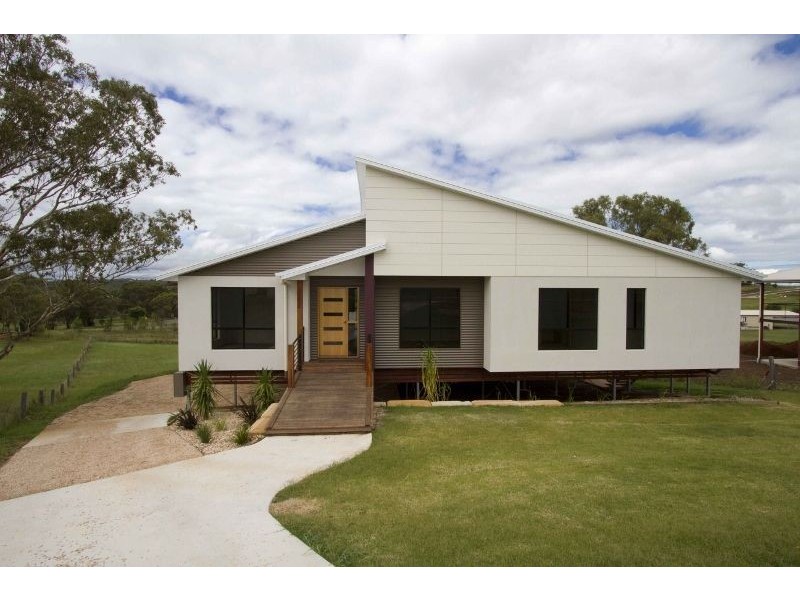 4 Sawyers Court, Gowrie Junction QLD 4352