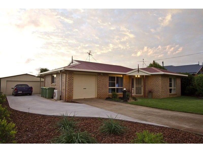 609 Greenwattle Street, Glenvale QLD 4350
