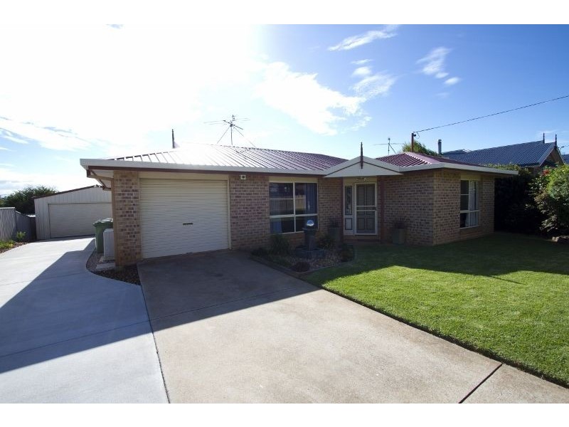 609 Greenwattle Street, Glenvale QLD 4350
