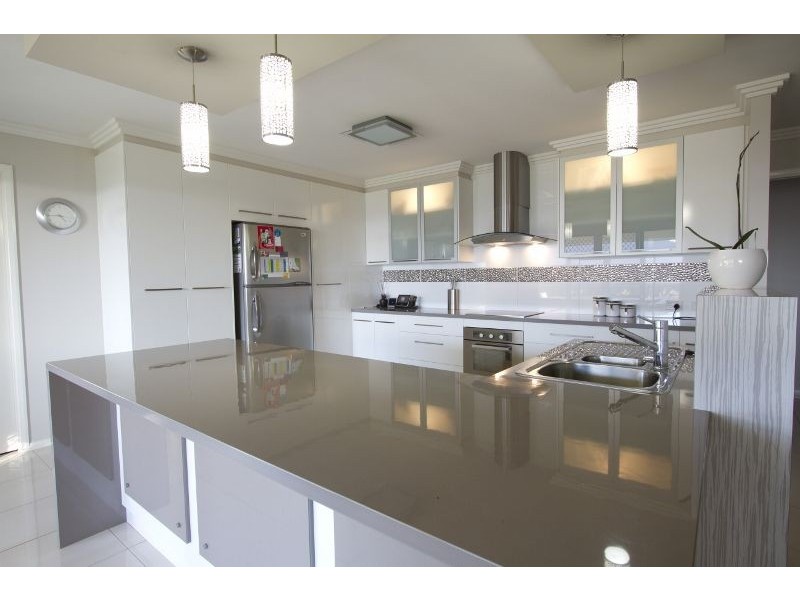 2 Plover Court, Highfields QLD 4352