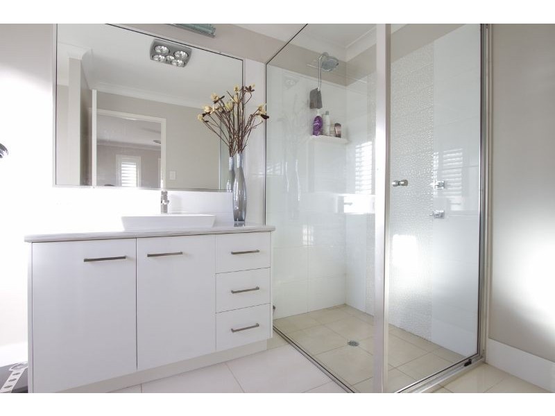 2 Plover Court, Highfields QLD 4352