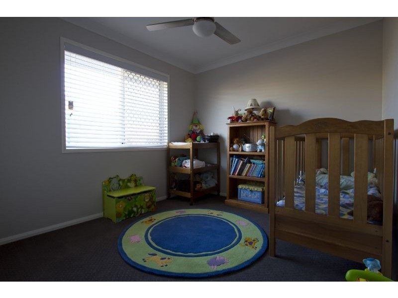 2 Plover Court, Highfields QLD 4352