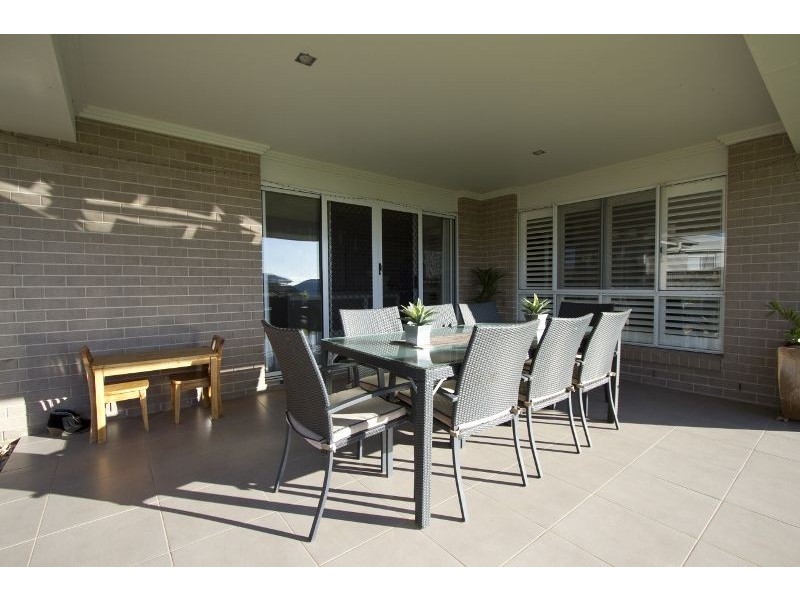2 Plover Court, Highfields QLD 4352