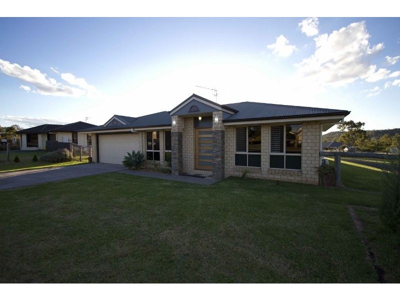 57 Highland Park Road, Meringandan West QLD 4352