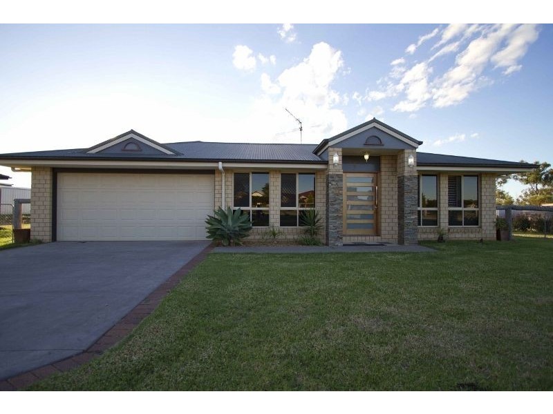 57 Highland Park Road, Meringandan West QLD 4352