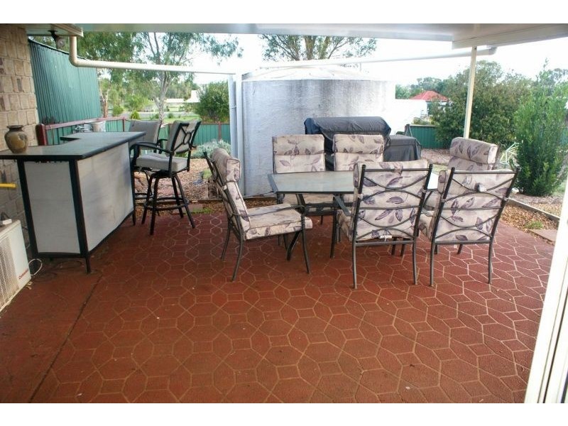 5 East Street, Kingsthorpe QLD 4400