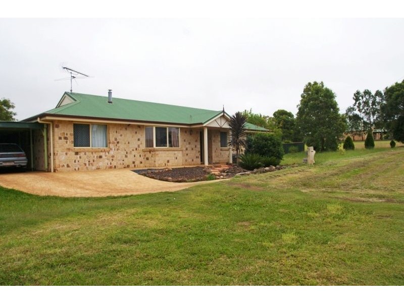 5 East Street, Kingsthorpe QLD 4400