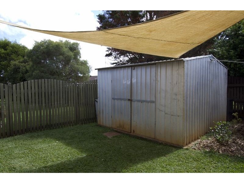 2 Azalea Court, Centenary Heights QLD 4350