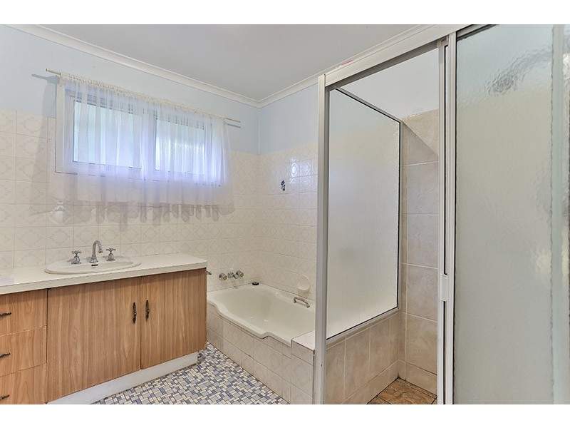 101 Ramsay Street, Centenary Heights QLD 4350