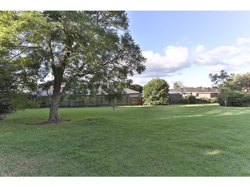 101 Ramsay Street, Centenary Heights QLD 4350