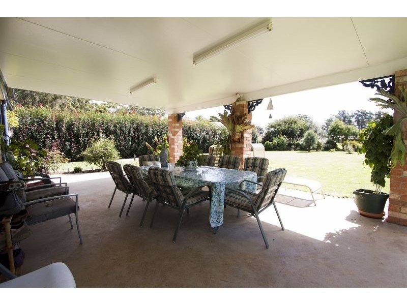 22 Kennedy Street, Cabarlah QLD 4352