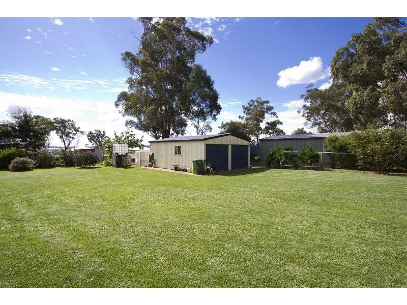 22 Kennedy Street, Cabarlah QLD 4352