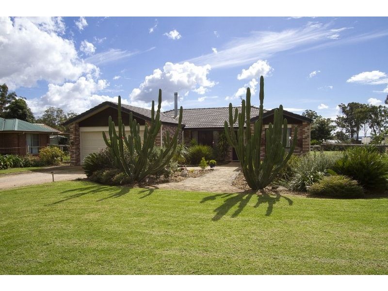 22 Kennedy Street, Cabarlah QLD 4352