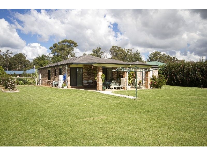 22 Kennedy Street, Cabarlah QLD 4352