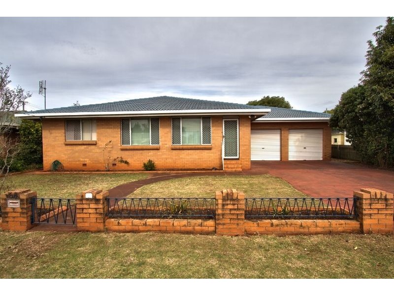 64 Cortess Street, Harristown QLD 4350