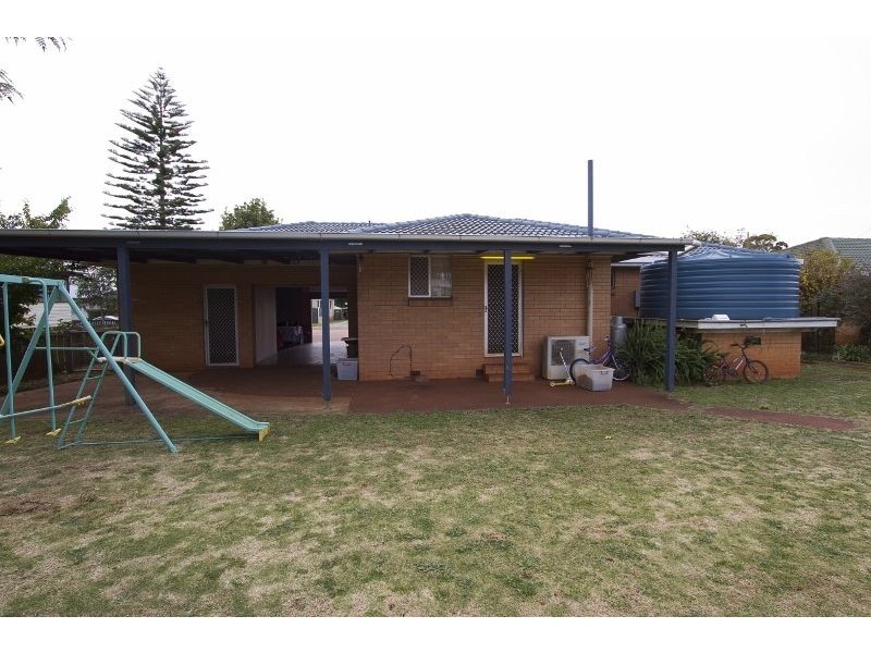 64 Cortess Street, Harristown QLD 4350