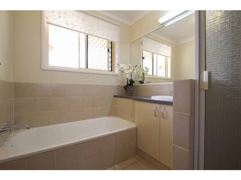 46 Bouganvillea Drive, Middle Ridge QLD 4350