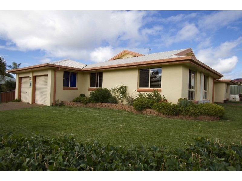 46 Bouganvillea Drive, Middle Ridge QLD 4350